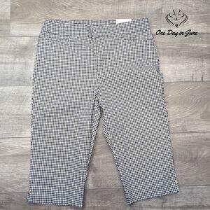 Chico's Brigitte Slim Leg Crop Pants Size Chico's 2 (12)